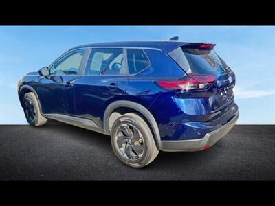 2025 Nissan Rogue SV - Photo 4 - Clinton Townshi, MI 48035