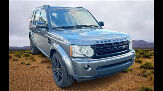 2013 Land Rover LR4 HSE - Photo 2 - Clinton Townshi, MI 48035