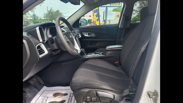 2015 Chevrolet Equinox LT-1 - Photo 25 - Clinton Townshi, MI 48035