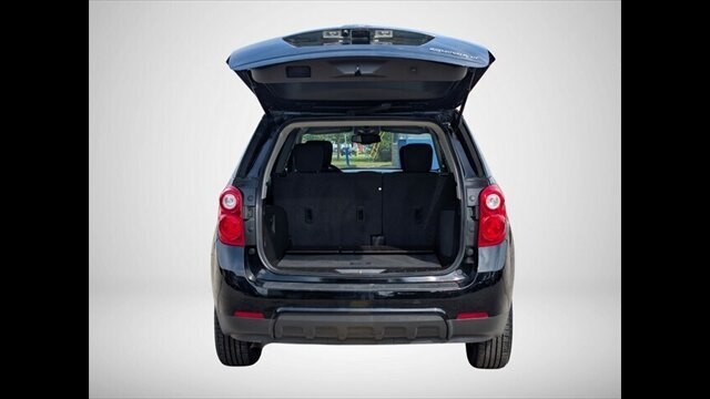 2015 Chevrolet Equinox LT-2 - Photo 8 - Clinton Townshi, MI 48035