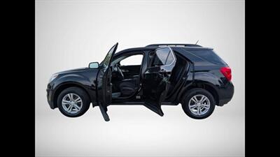 2015 Chevrolet Equinox LT-2 - Photo 5 - Clinton Townshi, MI 48035