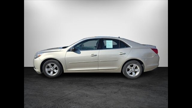 2013 Chevrolet Malibu LS   - Photo 1 - Clinton Townshi, MI 48035