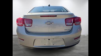 2013 Chevrolet Malibu LS - Photo 6 - Clinton Townshi, MI 48035