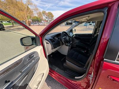 2016 Dodge Grand Caravan Wheelchair Handicap Mobility Van Wheelchair Ramp - Photo 10 - Phoenix, AZ 85029