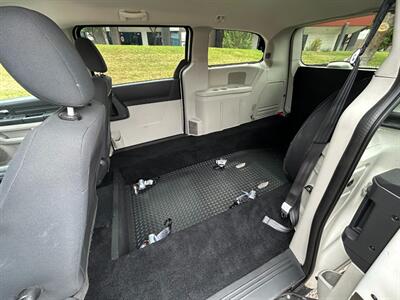 2009 Dodge Grand Caravan Wheelchair Handicap Mobility Van Ramp ADA NEMT Transport Rear Entry - Photo 16 - Phoenix, AZ 85029