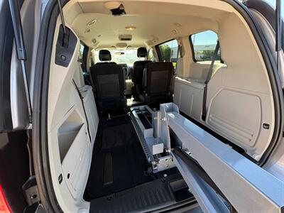 2014 Dodge Grand Caravan SXT Wheelchair Handicap Mobility Wheelchair Handicap Mobility Van - Photo 11 - Phoenix, AZ 85029