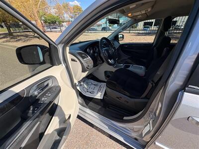 2014 Dodge Grand Caravan SXT Wheelchair Handicap Mobility Wheelchair Handicap Mobility Van - Photo 14 - Phoenix, AZ 85029