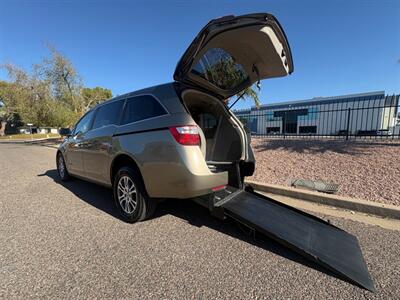 2012 Honda Odyssey EX Wheelchair Handicap Mobility Van Wheelchair Ramp Mobility Handicap Van - Photo 1 - Phoenix, AZ 85029