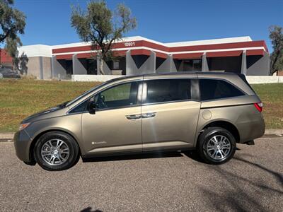 2012 Honda Odyssey EX Wheelchair Handicap Mobility Van Wheelchair Ramp Mobility Handicap Van - Photo 3 - Phoenix, AZ 85029