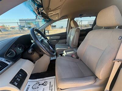 2012 Honda Odyssey EX Wheelchair Handicap Mobility Van Wheelchair Ramp Mobility Handicap Van - Photo 11 - Phoenix, AZ 85029
