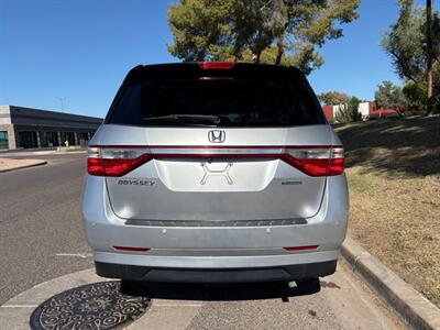 2012 Honda Odyssey Touring Wheelchair Handicap Mobility Van Handicap Mobility Wheelchair Van - Photo 5 - Phoenix, AZ 85029