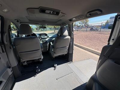 2012 Honda Odyssey Touring Wheelchair Handicap Mobility Van Handicap Mobility Wheelchair Van - Photo 11 - Phoenix, AZ 85029