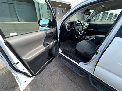 2019 Toyota Tacoma SR5 Immaculate Condition Low Miles Best Buy - Photo 11 - Phoenix, AZ 85029