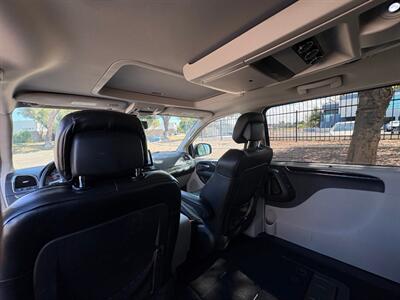 2014 Chrysler Town & Country Limited Wheelchair Lift Mobility Handicap Wheelchair Lift Mobility Handicap - Photo 18 - Phoenix, AZ 85029