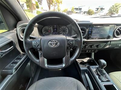 2019 Toyota Tacoma V6 4x4 Sport 4x4 V6 Custom Bumper LED Lights - Photo 14 - Phoenix, AZ 85029