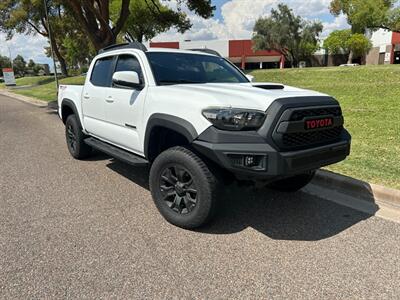 2019 Toyota Tacoma V6 4x4 Sport 4x4 V6 Custom Bumper LED Lights - Photo 8 - Phoenix, AZ 85029