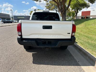 2019 Toyota Tacoma V6 4x4 Sport 4x4 V6 Custom Bumper LED Lights - Photo 4 - Phoenix, AZ 85029