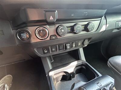 2019 Toyota Tacoma V6 4x4 Sport 4x4 V6 Custom Bumper LED Lights - Photo 15 - Phoenix, AZ 85029