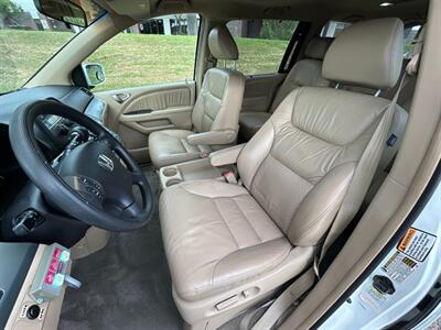 2005 Honda Odyssey EX-L Wheelchair Handicap Mobility Van Power Rear Entry Ramp - Photo 13 - Phoenix, AZ 85029