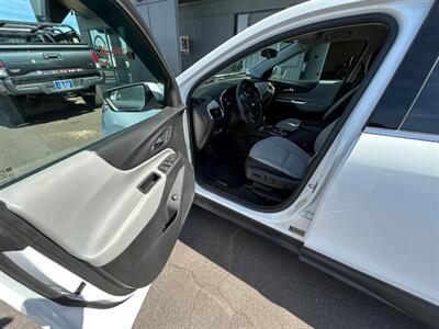 2019 Chevrolet Equinox LT Low miles Immaculate Condition Warranty   - Photo 11 - Phoenix, AZ 85029