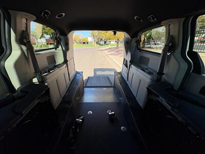 2019 Dodge Grand Caravan SXT Wheelchair Handicap Mobility REDUCED Braunability Rear Entry Wheelchair Handicap Van - Photo 16 - Phoenix, AZ 85029
