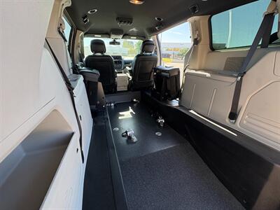 2019 Dodge Grand Caravan SXT Wheelchair Handicap Mobility REDUCED Braunability Rear Entry Wheelchair Handicap Van - Photo 13 - Phoenix, AZ 85029