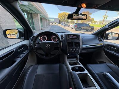 2019 Dodge Grand Caravan SXT Wheelchair Handicap Mobility REDUCED Braunability Rear Entry Wheelchair Handicap Van - Photo 20 - Phoenix, AZ 85029