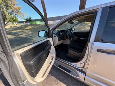 2020 Dodge Grand Caravan Wheelchair Handicap Mobility Van Handicap Mobility Wheelchair Van - Photo 11 - Phoenix, AZ 85029