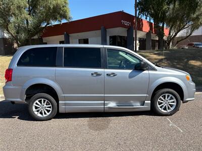 2020 Dodge Grand Caravan Wheelchair Handicap Mobility Van Handicap Mobility Wheelchair Van - Photo 7 - Phoenix, AZ 85029