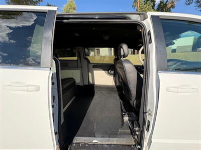 2018 Dodge Grand Caravan SXT Wheelchair Handicap Mobility Wheelchair Handicap Mobility Van - Photo 12 - Phoenix, AZ 85029