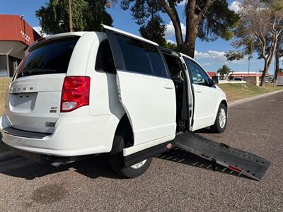 2018 Dodge Grand Caravan SXT Wheelchair Handicap Mobility Wheelchair Handicap Mobility Van - Photo 9 - Phoenix, AZ 85029