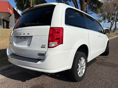 2018 Dodge Grand Caravan SXT Wheelchair Handicap Mobility Wheelchair Handicap Mobility Van - Photo 4 - Phoenix, AZ 85029