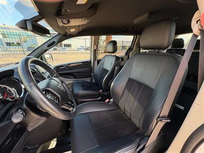 2018 Dodge Grand Caravan SXT Wheelchair Handicap Mobility Wheelchair Handicap Mobility Van - Photo 14 - Phoenix, AZ 85029