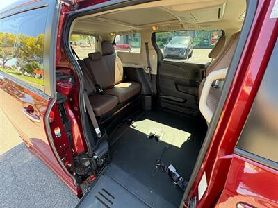 2020 Toyota Sienna Wheelchair Limited Premium  Wheelchair Handicap Mobility Van - Photo 19 - Phoenix, AZ 85029