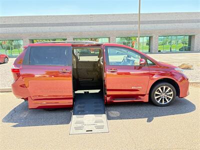 2020 Toyota Sienna Wheelchair Limited Premium  Wheelchair Handicap Mobility Van - Photo 10 - Phoenix, AZ 85029