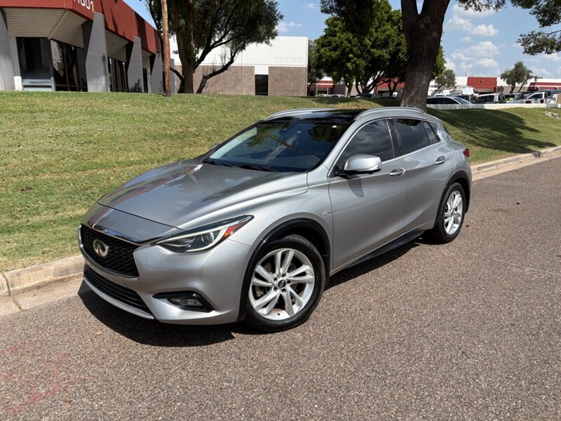 2019 INFINITI QX30 QX30 Essential  Gas Saver! Low Miles! Loaded with Options!!