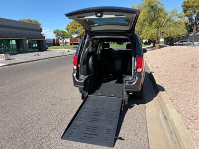 2019 Dodge Grand Caravan Wheelchair SXT  Wheelchair Handicap Mobility Braunability Van - Photo 7 - Phoenix, AZ 85029