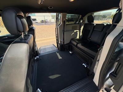 2019 Dodge Grand Caravan SXT Wheelchair Handicap Mobility  Wheelchair Handicap Mobility Van - Photo 18 - Phoenix, AZ 85029