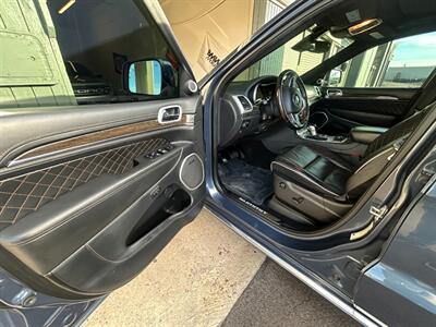 2019 Jeep Grand Cherokee Summit   - Photo 12 - Phoenix, AZ 85029