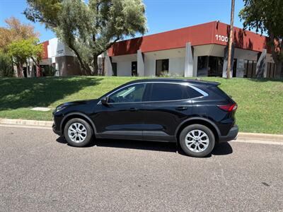 2023 Ford Escape Active  Low Miles Carfax Buyback Guarantee - Photo 2 - Phoenix, AZ 85029