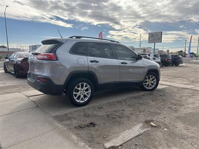 2016 Jeep Cherokee Sport   - Photo 2 - Yuma, AZ 85364