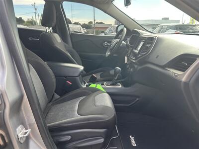 2016 Jeep Cherokee Sport   - Photo 3 - Yuma, AZ 85364