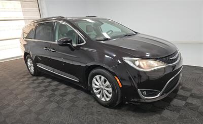 2017 Chrysler Pacifica Touring Plus   - Photo 1 - Yuma, AZ 85364