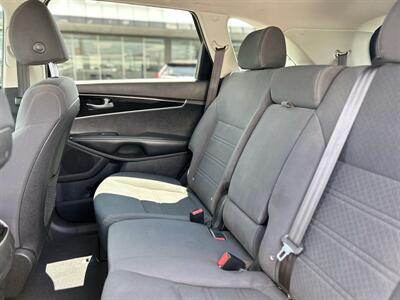 2020 Kia Sorento L - Photo 16 - Oklahoma City, OK 73112