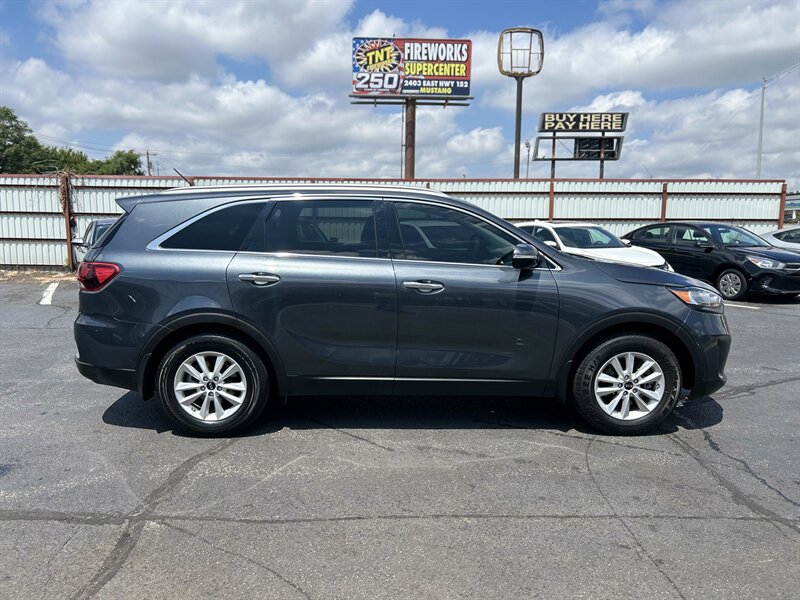 2020 Kia Sorento L - Photo 5 - Oklahoma City, OK 73112