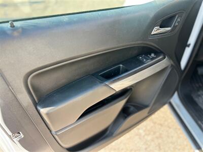 2022 Chevrolet Colorado LT   - Photo 9 - Oklahoma City, OK 73112