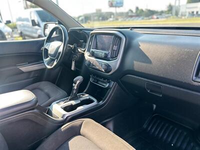 2022 Chevrolet Colorado LT   - Photo 15 - Oklahoma City, OK 73112