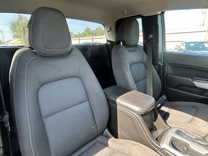 2021 Chevrolet Colorado LT - Photo 18 - Oklahoma City, OK 73112