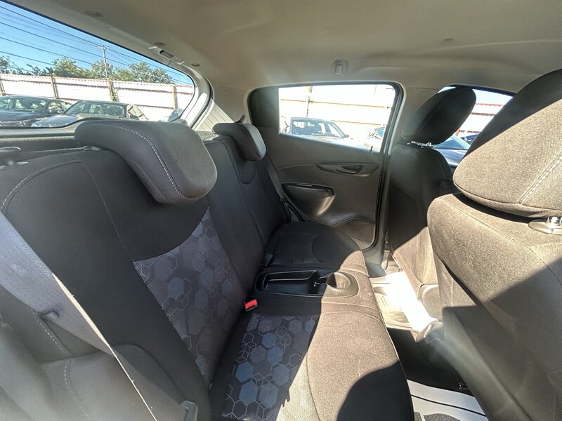 2017 Chevrolet Spark 1LT CVT - Photo 16 - Oklahoma City, OK 73112