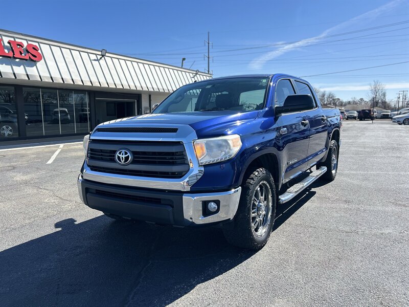 2015 Toyota Tundra SR5   - Photo 1 - Oklahoma City, OK 73112